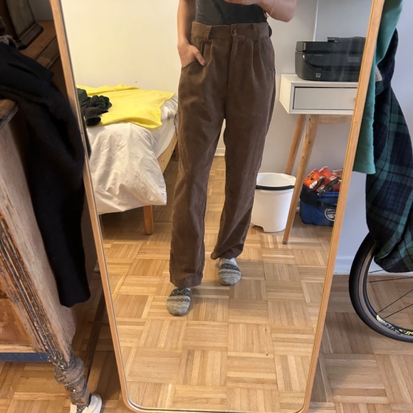 Brown corduroy pants - Picture 6 of 8